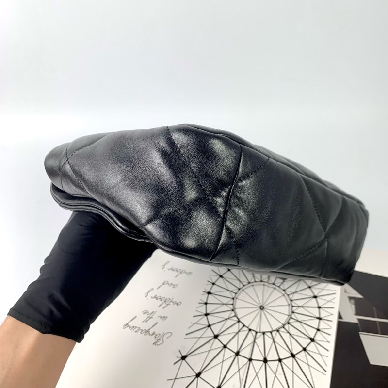 Chanel 19bag 黑金小號-7