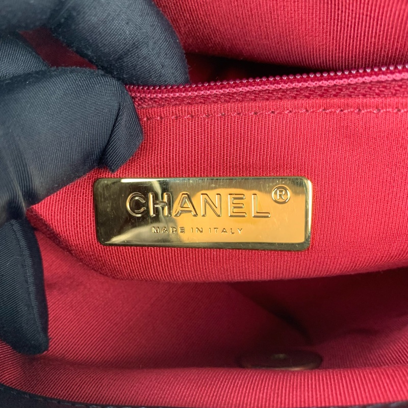 Chanel 19bag 黑金小號-12