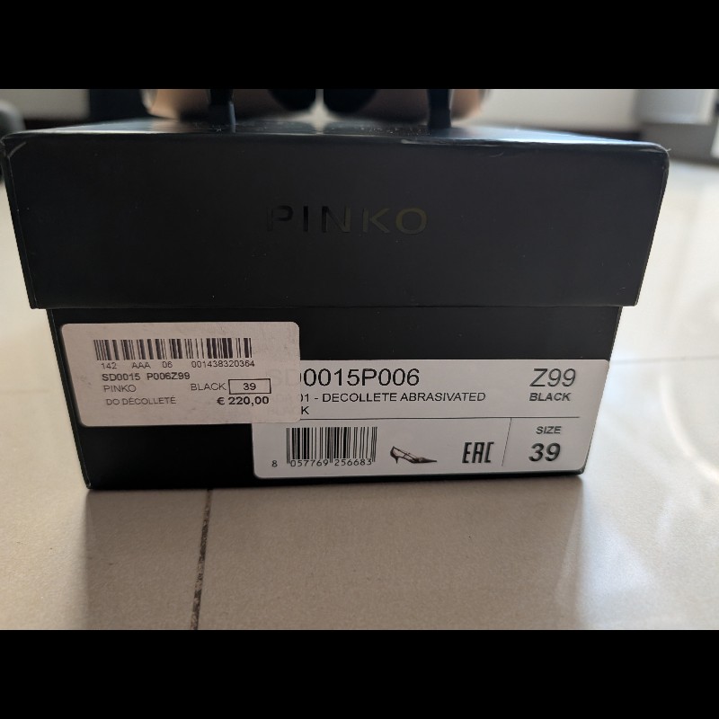 全新 Pinko 黑色 類漆皮 尖頭氣質高跟鞋 39號-10