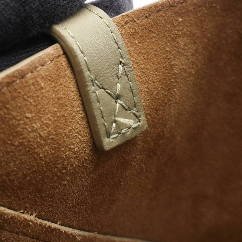 LOEWE Puzzle 折疊迷你單肩斜挎包,皮革材質,綠色,二手女款-8