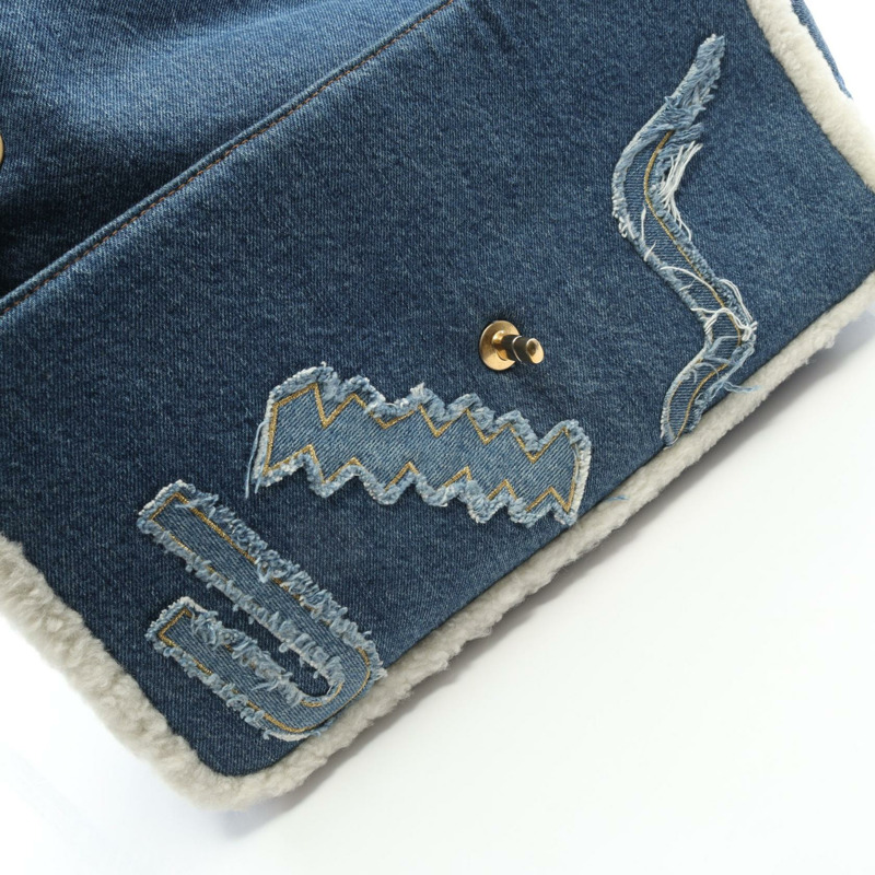 香奈兒埃及系列單背包 WS9714 牛仔布配色，藍白相間，二手，金色五金-7