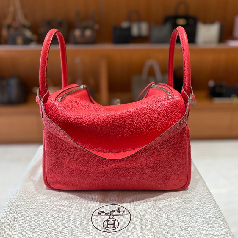 【低調奢華＋珊瑚紅】Hermès Lindy 30 珊瑚紅｜Togo皮革 × 銀扣｜框R 2014年 優雅珍藏-3