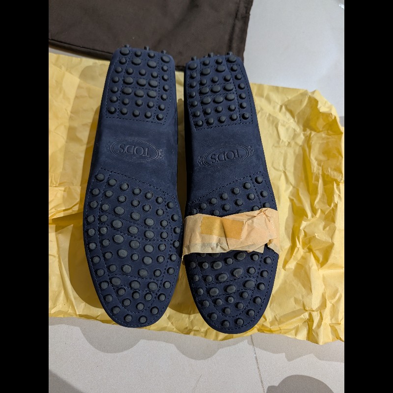全新 Tod's 深藍色麂皮 銀扣 豆豆鞋 女生37號-3