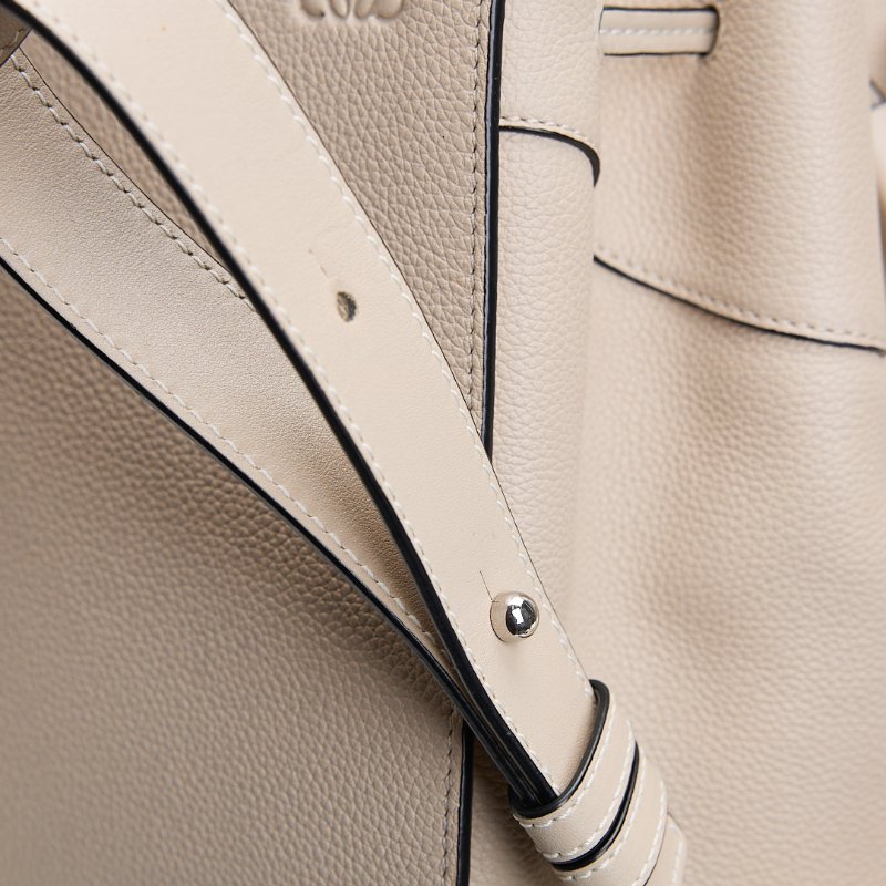 二手Loewe hammock抽繩款中號/沙色-12