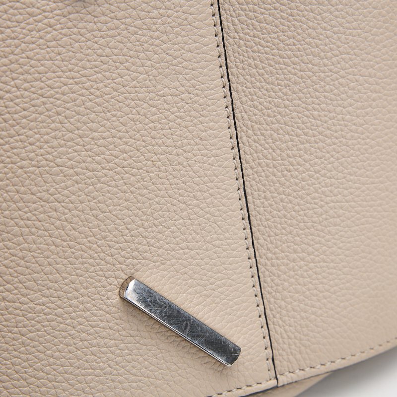 二手Loewe hammock抽繩款中號/沙色-15