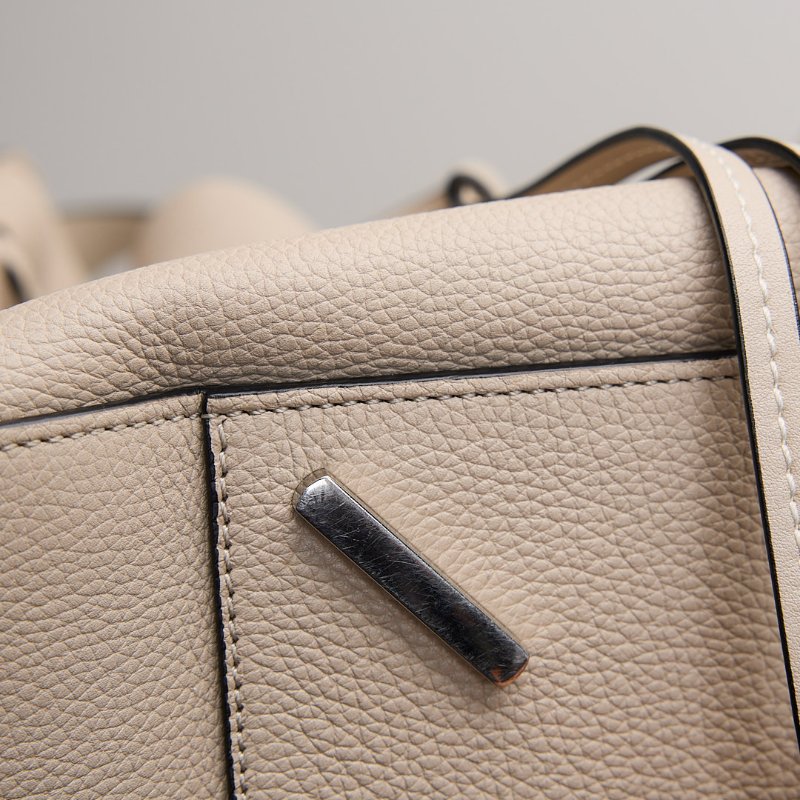 二手Loewe hammock抽繩款中號/沙色-16