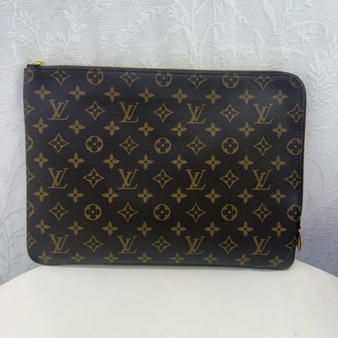 Louis Vuitton Clutch Bag (未使用品）