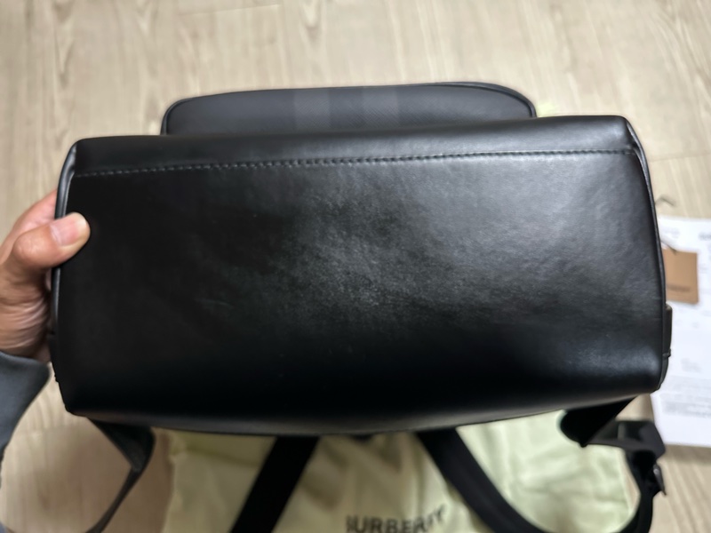 Burberry 後背包-4