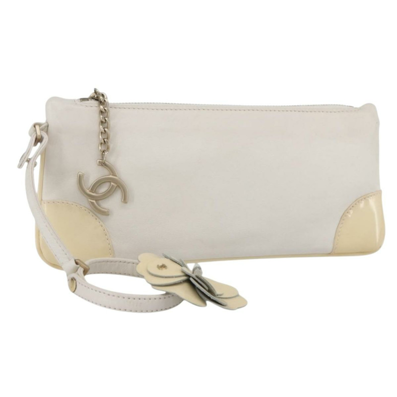 【日本直送】香奈兒山茶花手拿包 皮革 象牙色 金色 CC Auth 154902-0