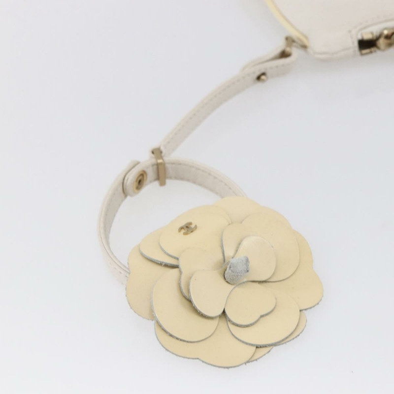 【日本直送】香奈兒山茶花手拿包 皮革 象牙色 金色 CC Auth 154902-4