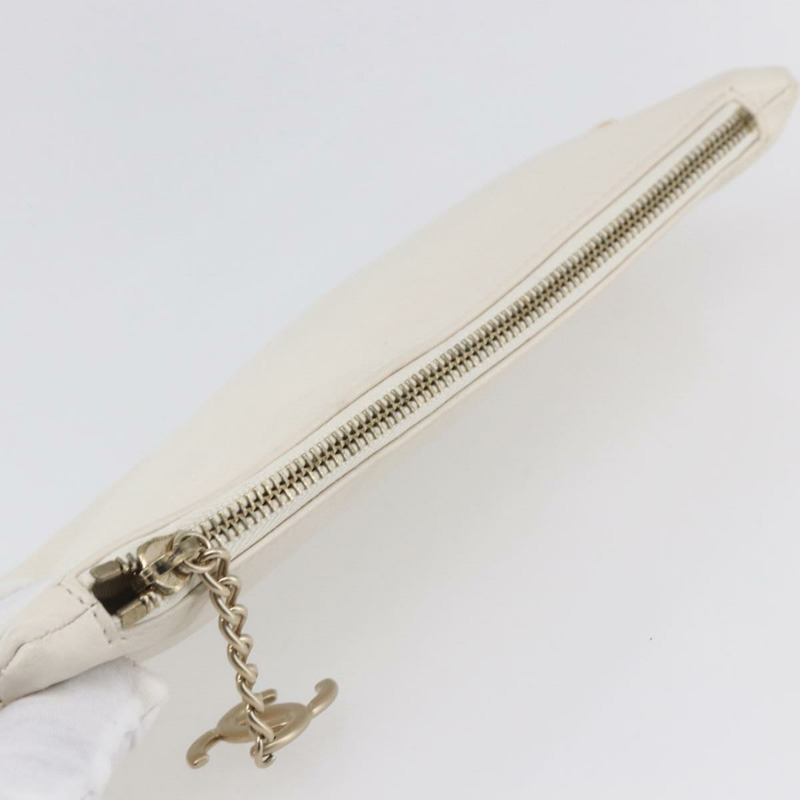 【日本直送】香奈兒山茶花手拿包 皮革 象牙色 金色 CC Auth 154902-5