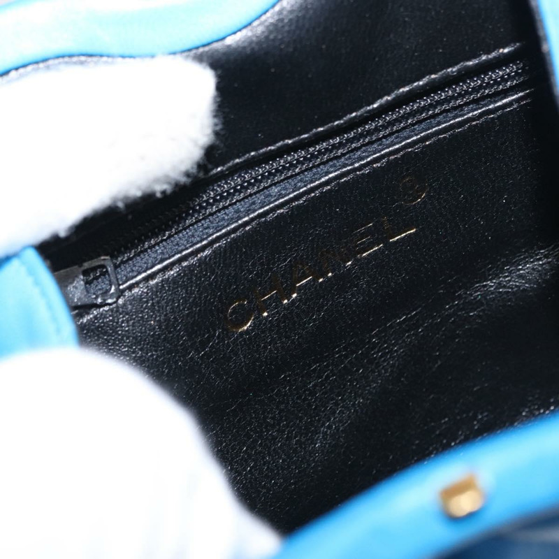 【日本直送】香奈兒 (CHANEL) 絎縫 COCO 標誌手拿包,羊皮材質,藍色金色雙C標誌,正品編號 154906-16