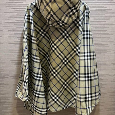 💎Han's house精品服飾💎 Burberry 刺繡 戰馬 格紋 斗篷 風衣 外套