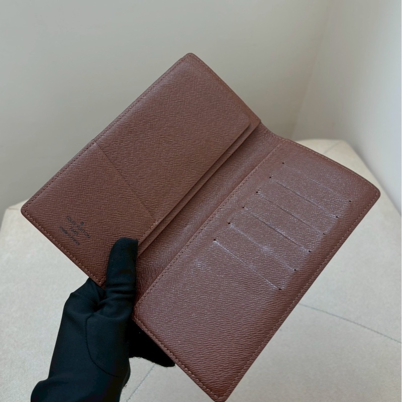 🏷️ Louis Vuitton 長夾-1