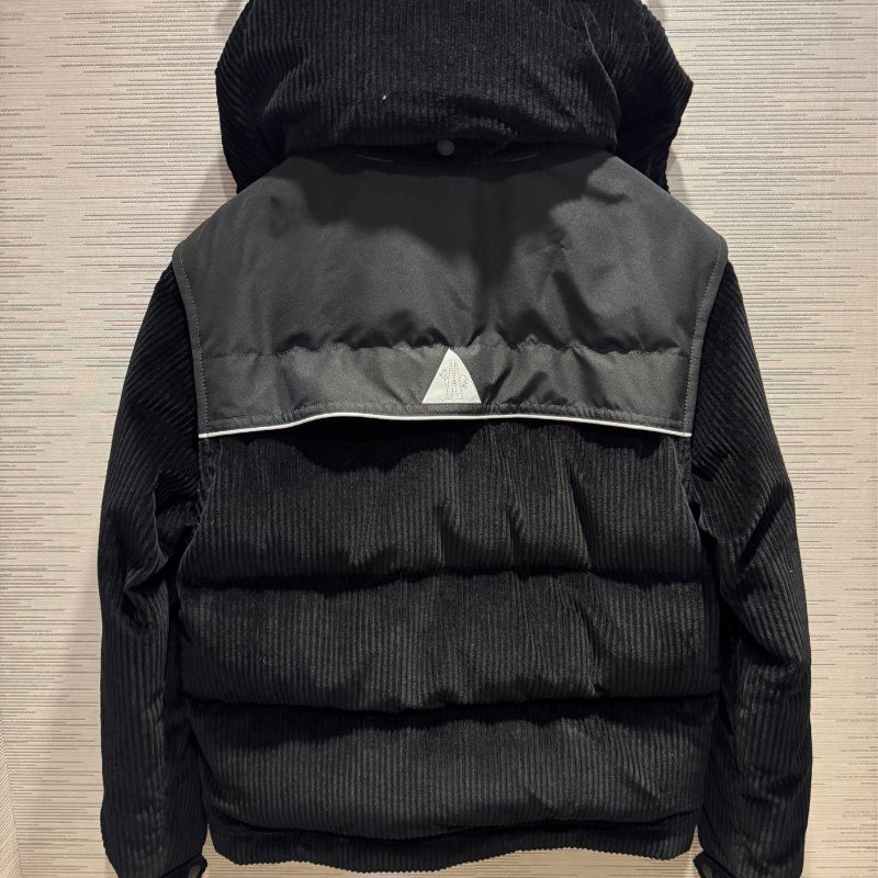 💎Han's house精品服飾💎moncler Granier 滑雪系列 羽絨外套 可拆變背心  原價82500-5