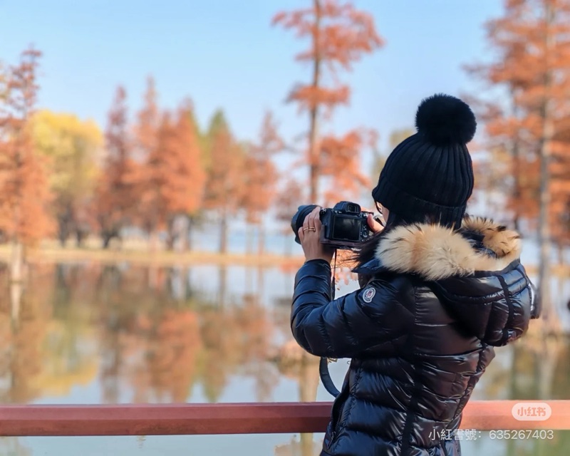 Moncler Armoise Giubbotto 黑色亮面 精典貉子毛 狐狸毛領 連帽外套 羽絨外套 防風外套 夾克-3