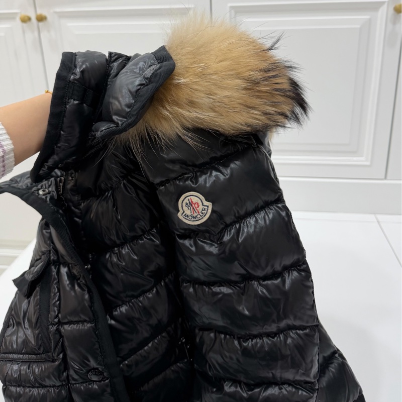 Moncler Armoise Giubbotto 黑色亮面 精典貉子毛 狐狸毛領 連帽外套 羽絨外套 防風外套 夾克-11