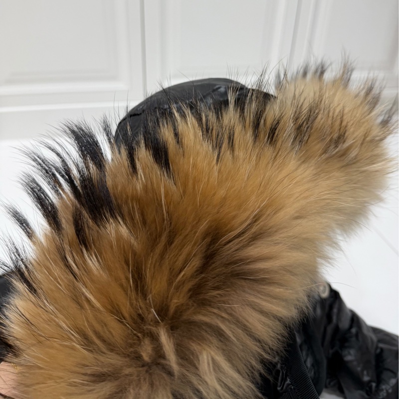 Moncler Armoise Giubbotto 黑色亮面 精典貉子毛 狐狸毛領 連帽外套 羽絨外套 防風外套 夾克-26
