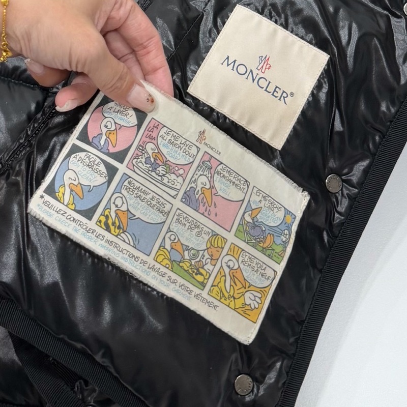 Moncler Armoise Giubbotto 黑色亮面 精典貉子毛 狐狸毛領 連帽外套 羽絨外套 防風外套 夾克-30