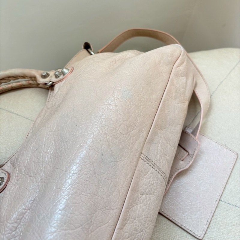 Balenciaga 粉色機車包💗-5