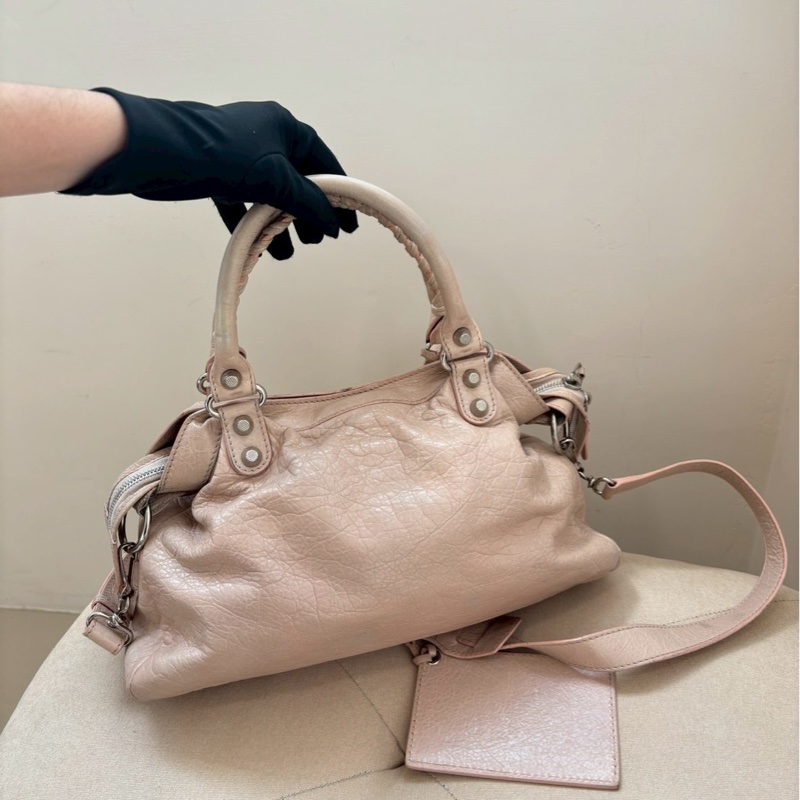 Balenciaga 粉色機車包💗-6