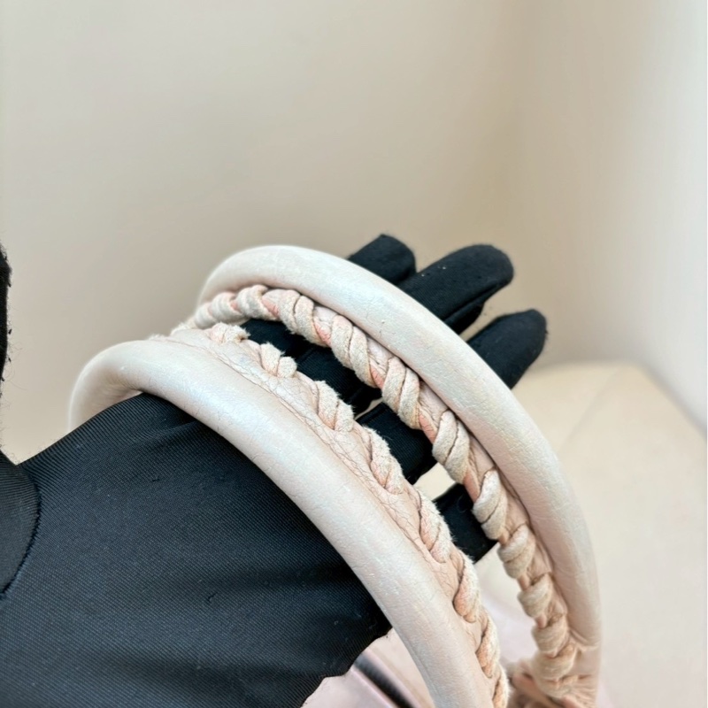 Balenciaga 粉色機車包💗-10