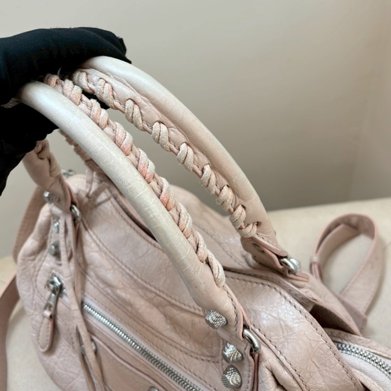 Balenciaga 粉色機車包💗-13