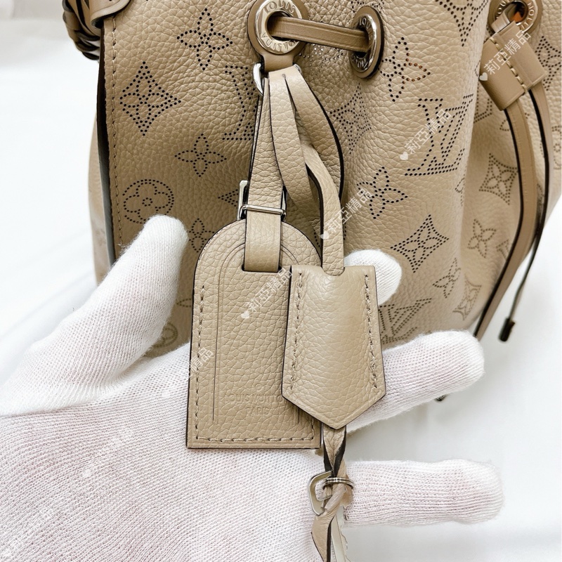 莉亞精品♡ LV 月光女神水桶包 大象灰 二手美品-12