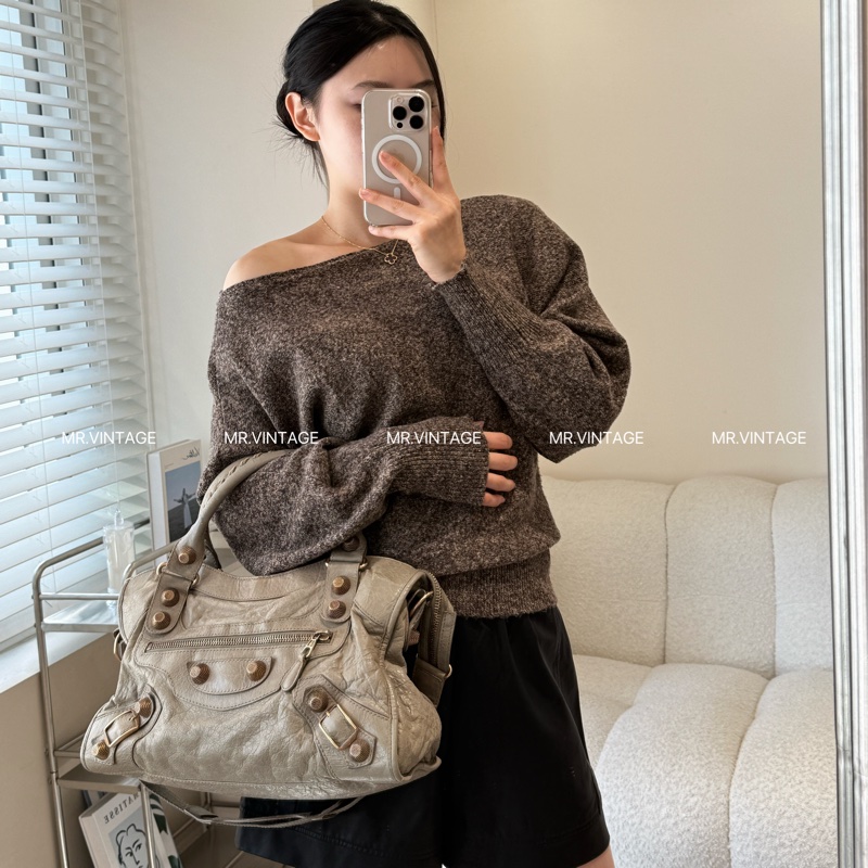 🏷️ Balenciaga 沙丘色機車包-0