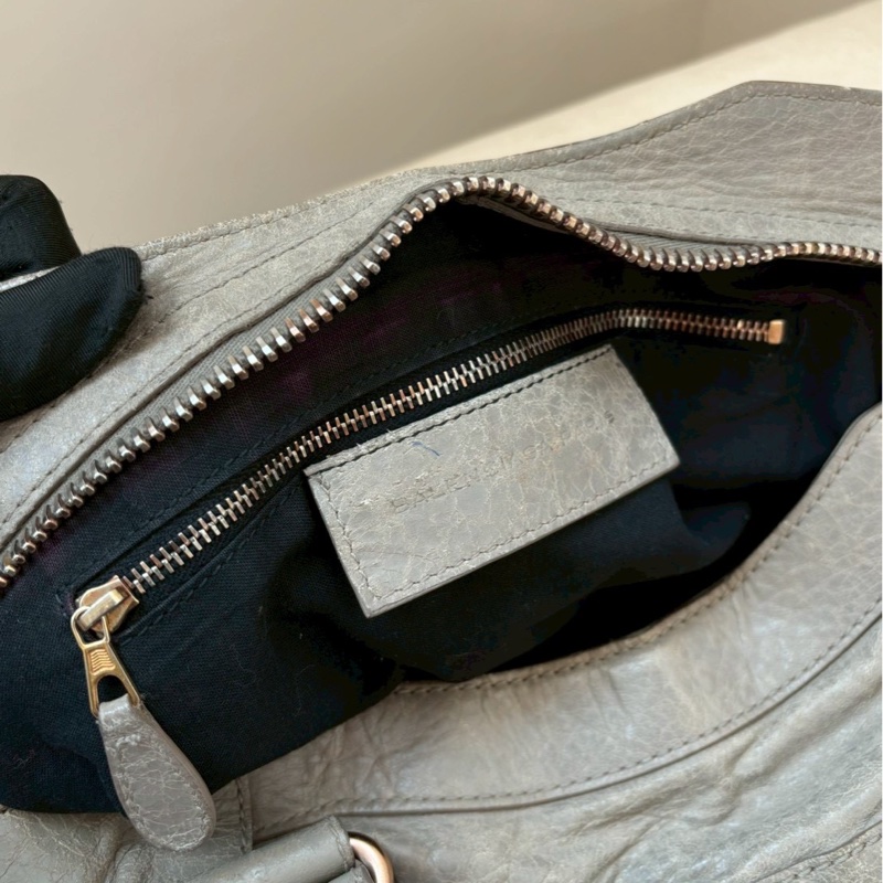 🏷️ Balenciaga 沙丘色機車包-9