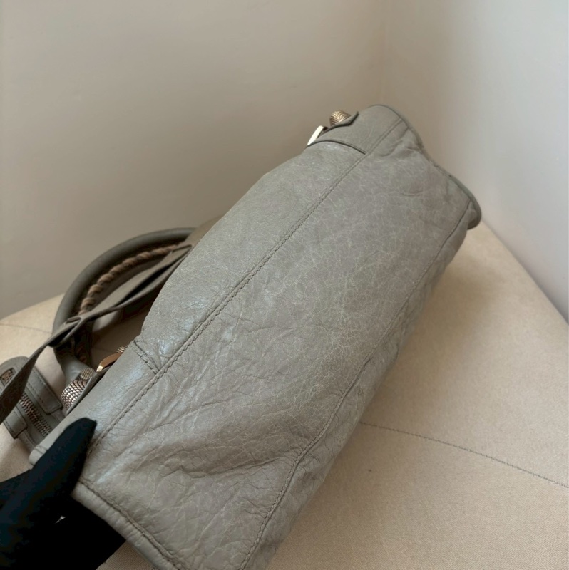 🏷️ Balenciaga 沙丘色機車包-12