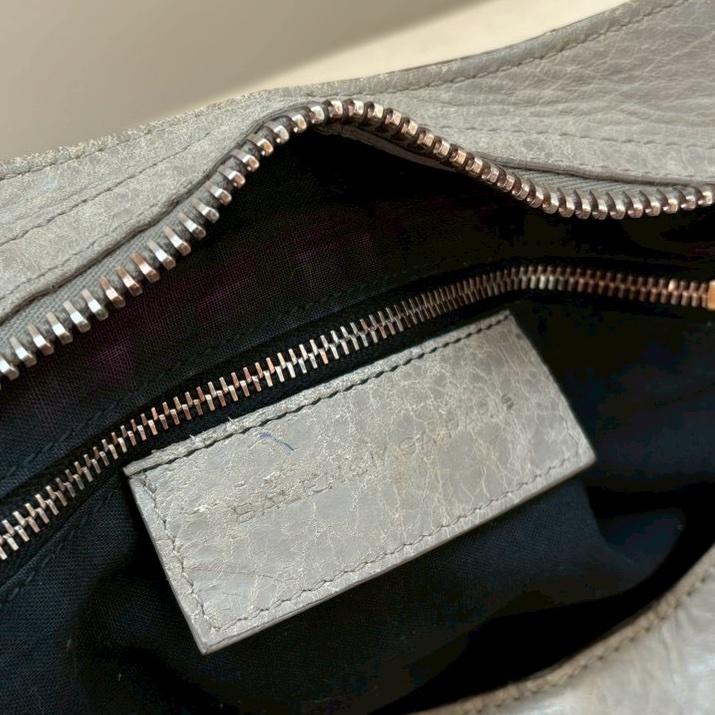 🏷️ Balenciaga 沙丘色機車包-14