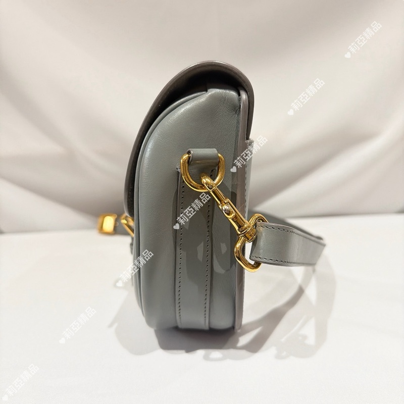 莉亞精品♡ Dior Bobby 中號 岩石灰 二手美包-13