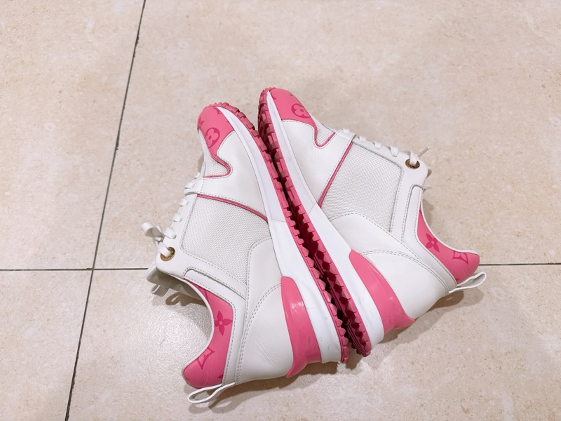 Louis Vuitton Run Away Sneaker粉色老花運動鞋-8