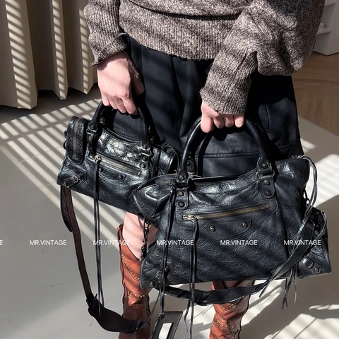 🏷️ Balenciaga 黑武士機車包