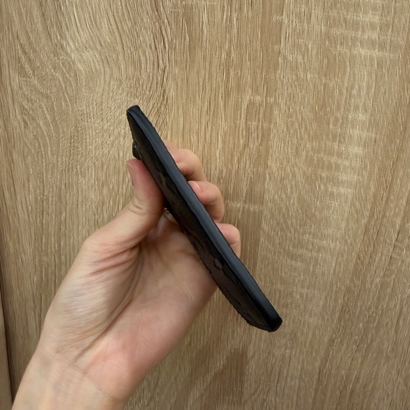 LV 黑牛皮壓紋Charms卡夾M82132-5