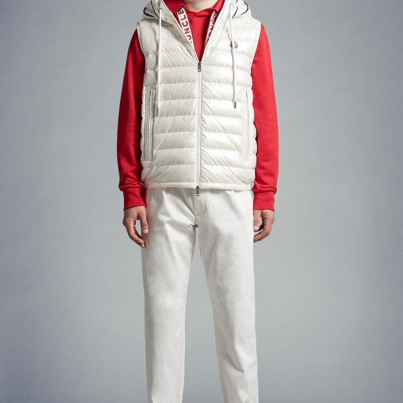 💎Han's house精品服飾💎 moncler Cardamine 羽絨 連帽 背心 原價54000-6