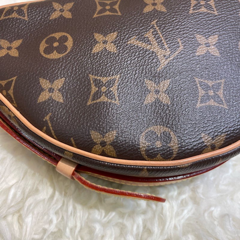 LV M46828 Croissant MM-2