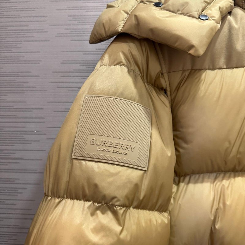 💎Han's house精品服飾💎Burberry 羽絨 連帽 外套 可拆變背心 原價62700-7