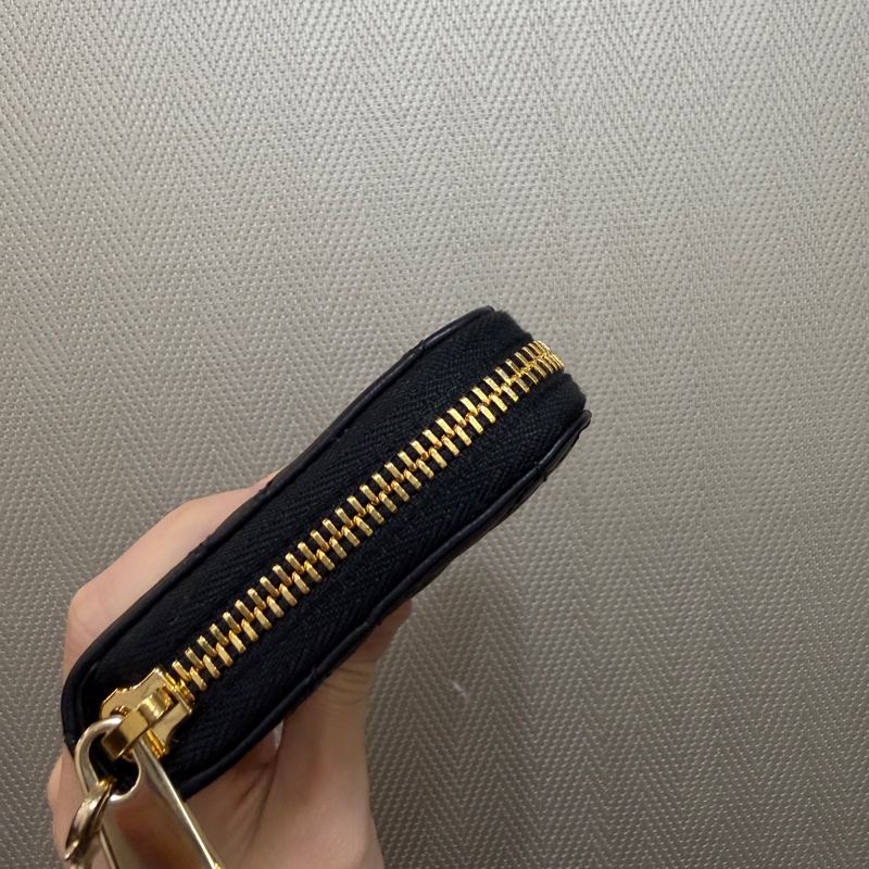 Dior 黑羊皮金釦Lady Dior中夾-4