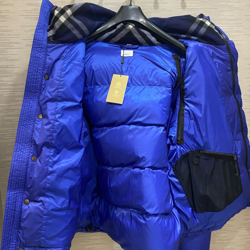 💎Han's house精品服飾💎Burberry 羽絨 連帽 外套 可拆變 背心 原價55000-5