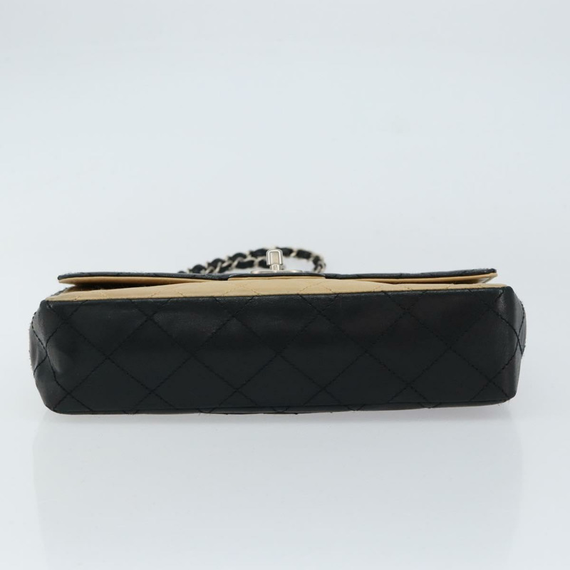 【日本直送】香奈兒 (CHANEL) 絎縫鏈條單肩包 羊皮 米色 黑色 CC 標誌 BA8256-4