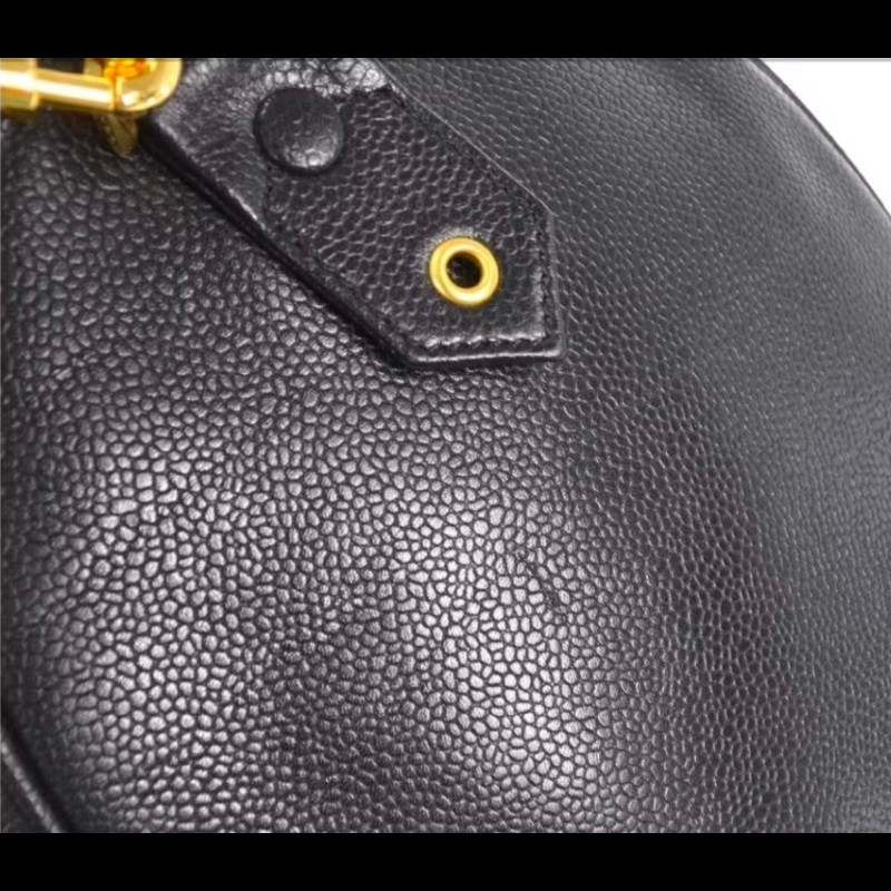 CHANEL香奈兒，黑，旅行休閒包duffle bag，二手,雷標和卡齊全-6