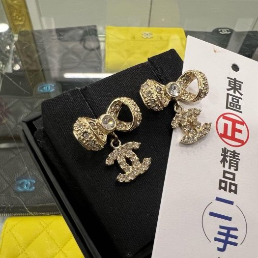 東區正精品㊣CHANEL ABA922 香奈兒金色蝴蝶結雙C水鑽造型針式耳環 RZ5602-2