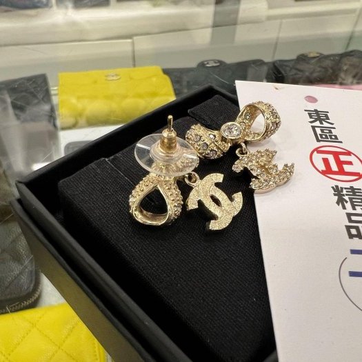 東區正精品㊣CHANEL ABA922 香奈兒金色蝴蝶結雙C水鑽造型針式耳環 RZ5602-3