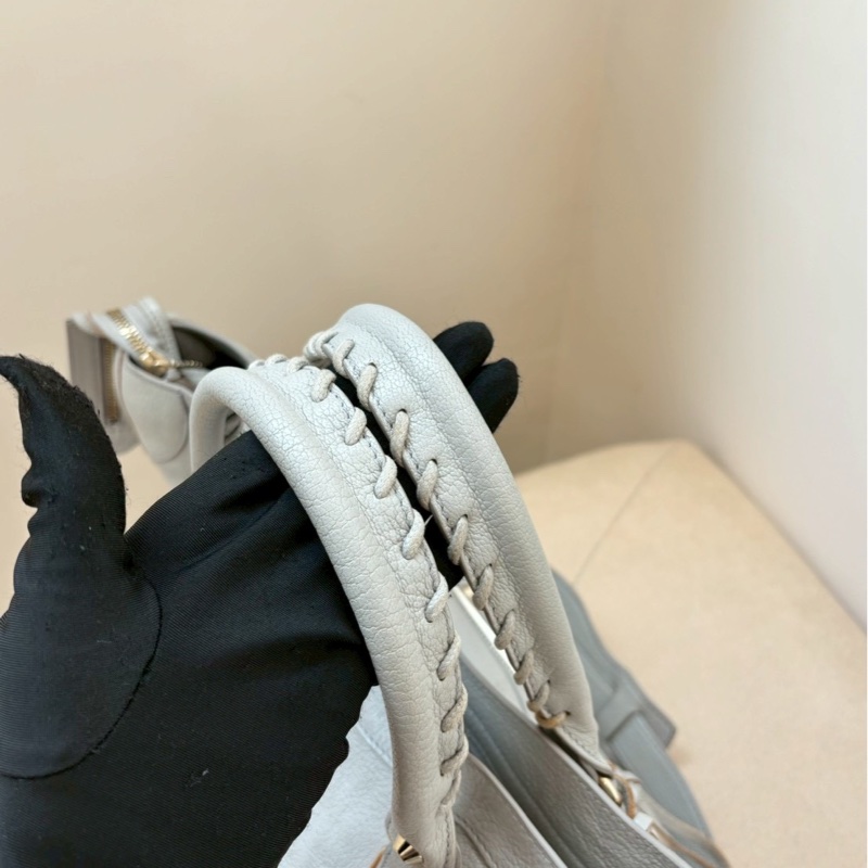 🏷️ Balenciaga 霧霾藍機車包-10