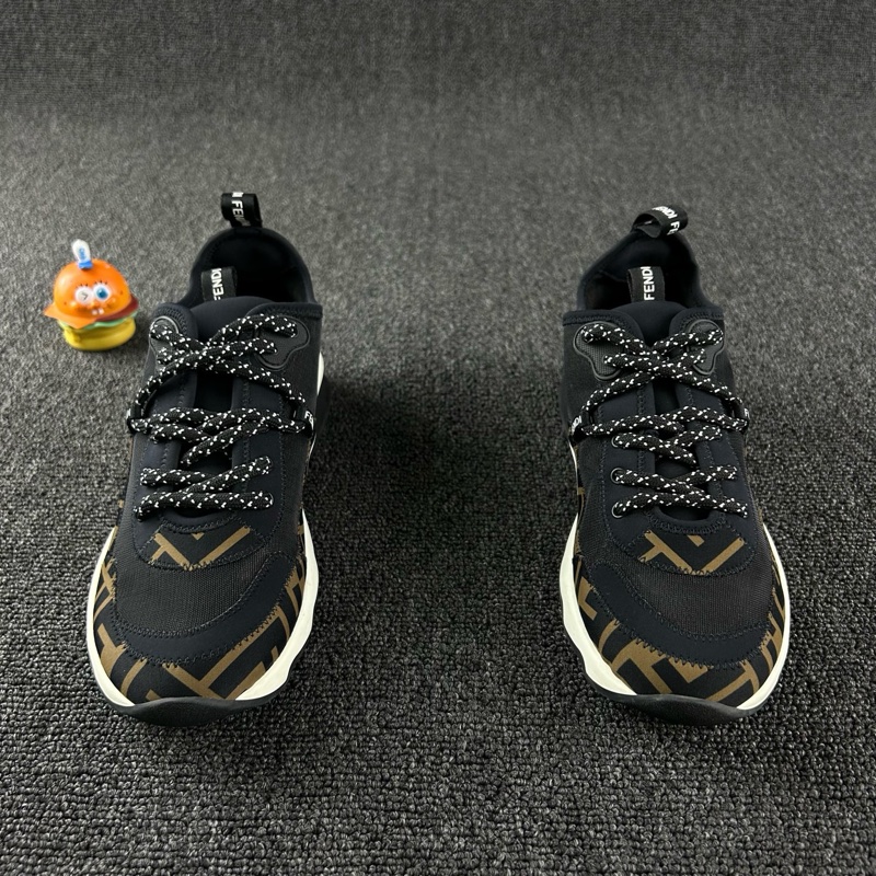 97新Fendi芬迪老花休閒運動鞋 尺碼:38.5 經典老花點綴 上腳休閒運動-1