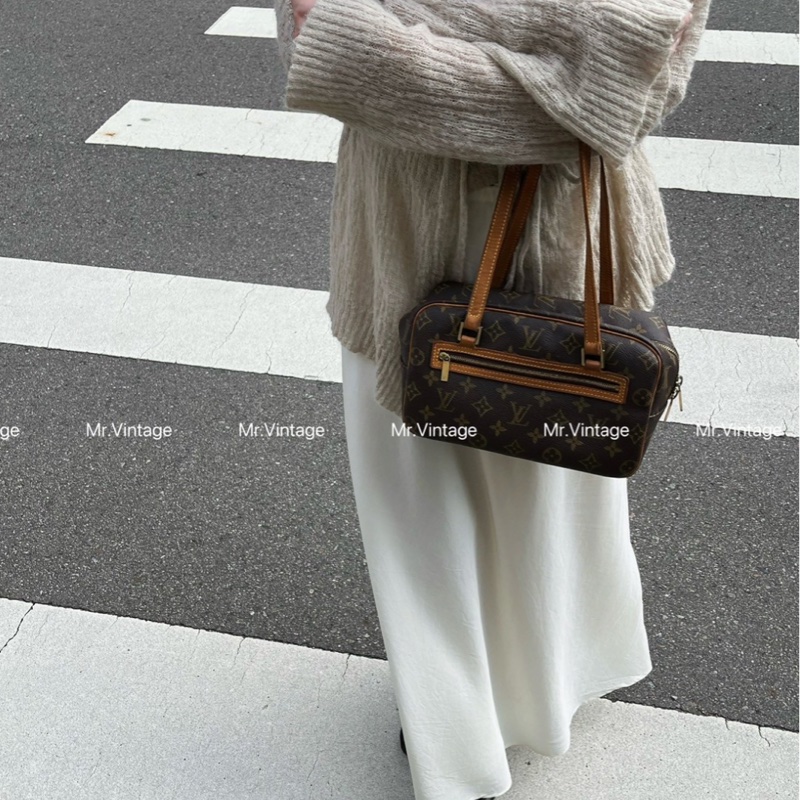 🏷️ Louis Vuitton 開口笑-1