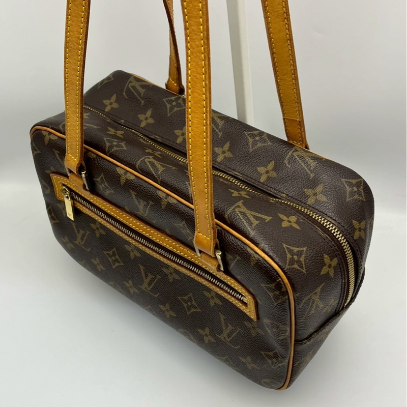 🏷️ Louis Vuitton 開口笑-11