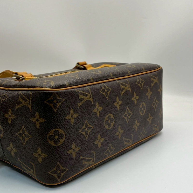 🏷️ Louis Vuitton 開口笑-12